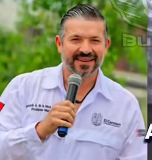 Denuncian ante la FGR a alcalde de El Carmen por presunta agresión a mesero y uso irregular de escoltas