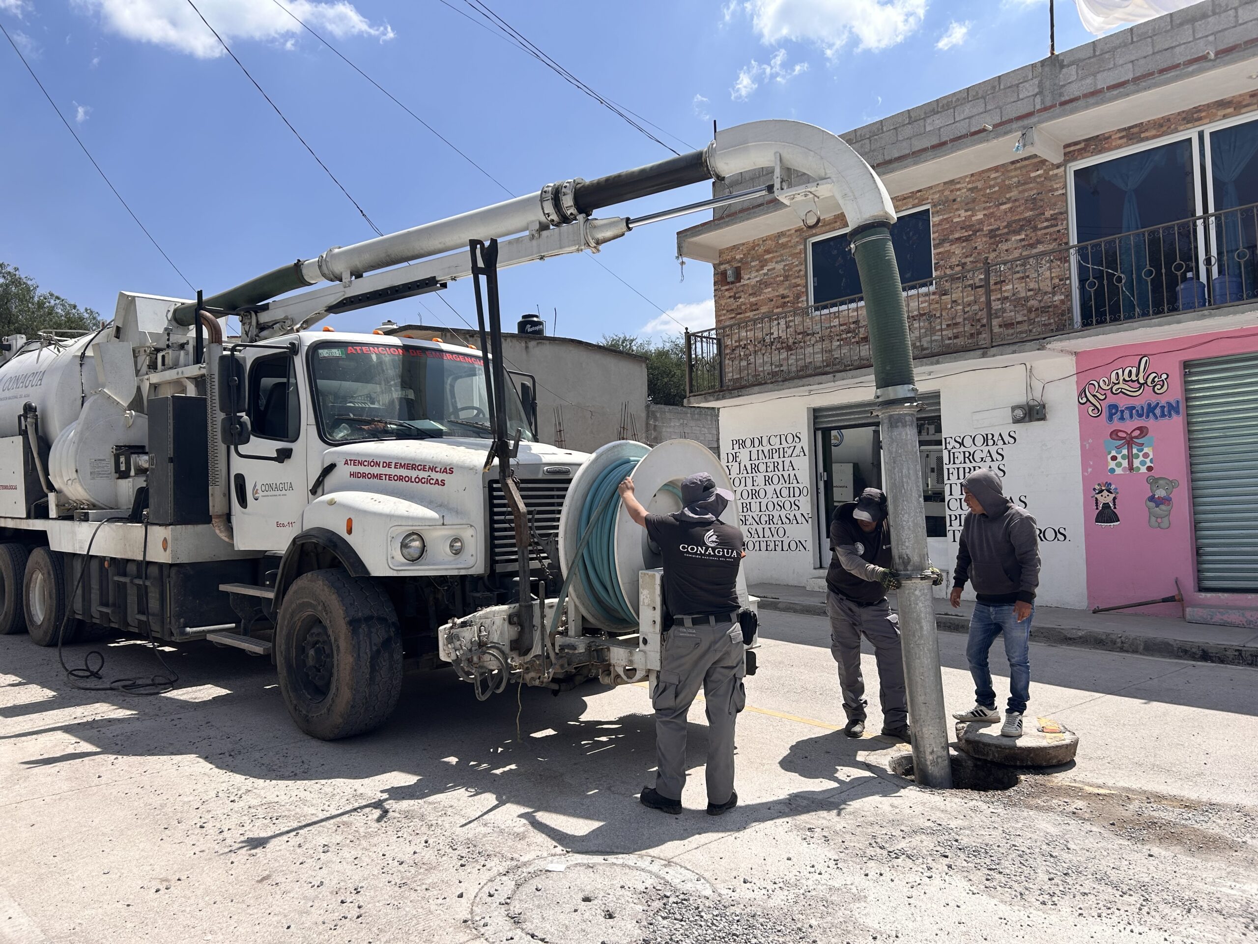 Conagua finaliza mantenimiento a la red de drenaje en Tetepango