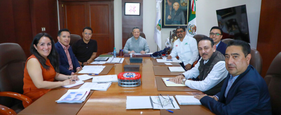 Menchaca Salazar coordina acciones con CFE para garantizar servicio eléctrico en Hidalgo  