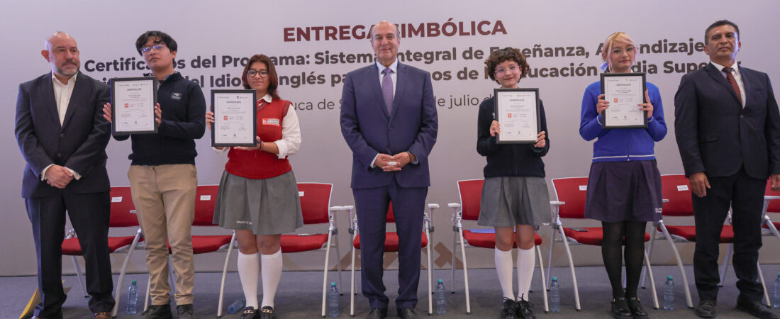 SEPH entrega certificados de inglés a más de 22 mil estudiantes de bachillerato