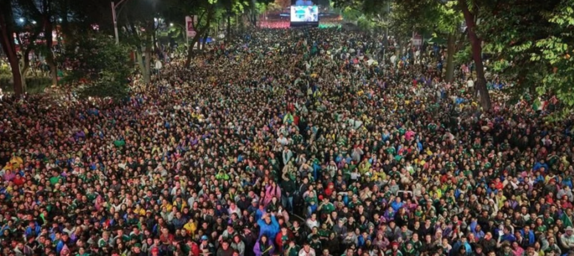 Euforia por el triunfo del Tri deja tres muertos en el Ángel de la Independencia