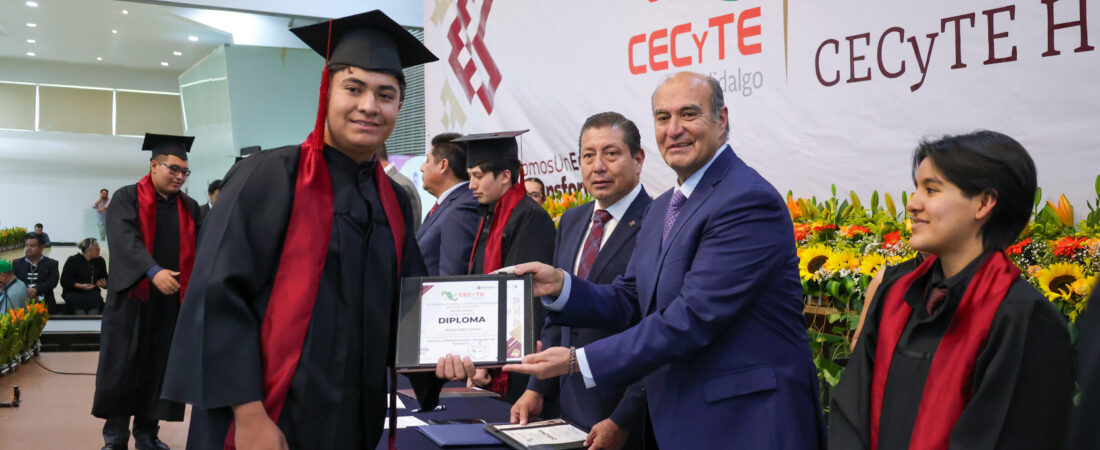 Más de 7 mil 500 estudiantes concluyen su formación en el CECyTEH