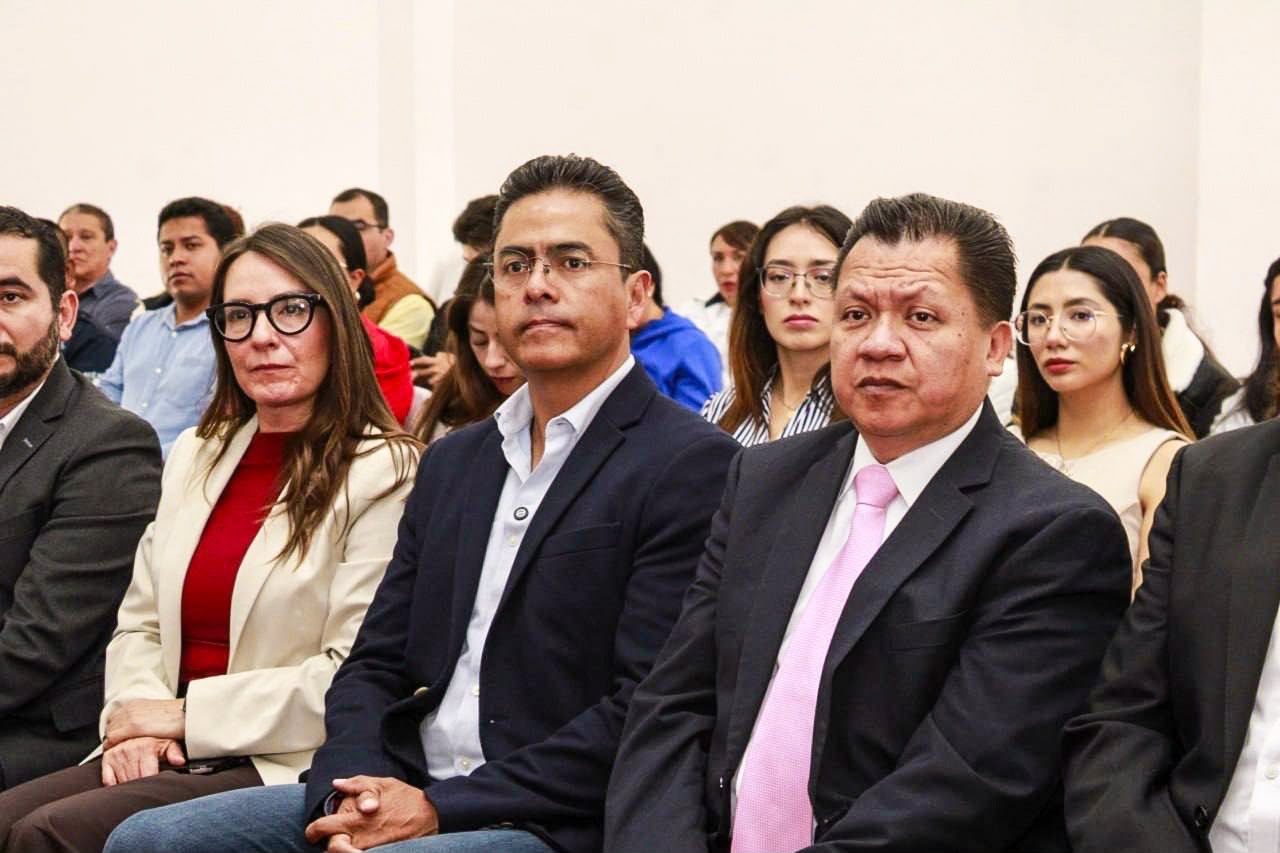 INAUGURA EDUARDO MEDÉCIGO LA SEMANA DE LA CULTURA JURÍDICA PARA LA COMUNIDAD