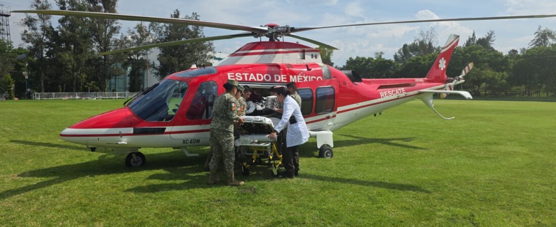 ISSSTE Hidalgo logra exitoso traslado aéreo de paciente no derechohabiente desde la Huasteca