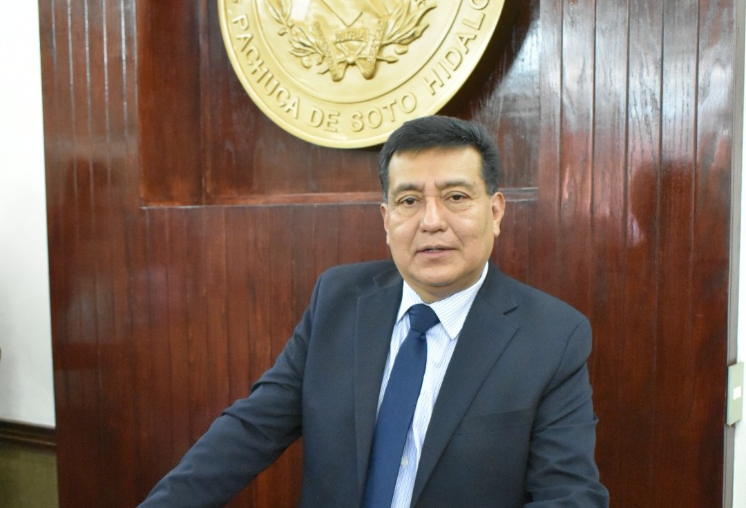 Pachuca pone bajo la lupa contratos y actuaciones jurídicas de la administración de Sergio Baños