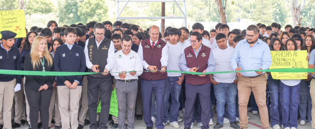 Entrega Natividad Castrejón obra de 4.3 mdp en Conalep plantel Tepeji