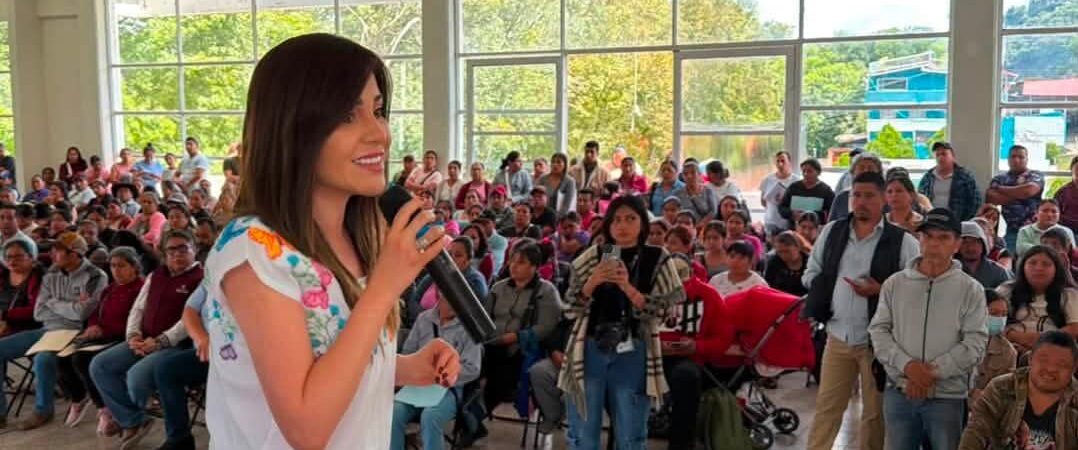 Contraloría fortalece vigilancia institucional durante entrega de apoyos en la Sierra Alta