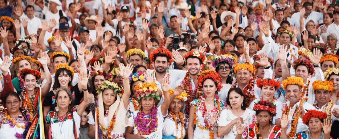 Gobierno de Hidalgo reconoce labor de parteras tradicionales en el Día Internacional de los Pueblos Indígenas