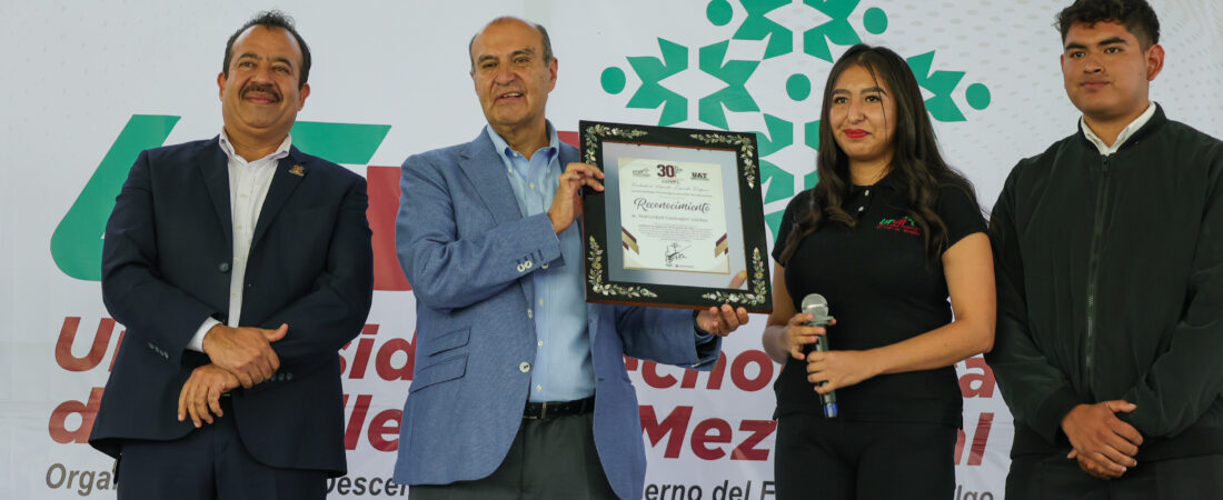 Natividad Castrejón encabeza jornada educativa en Ixmiquilpan