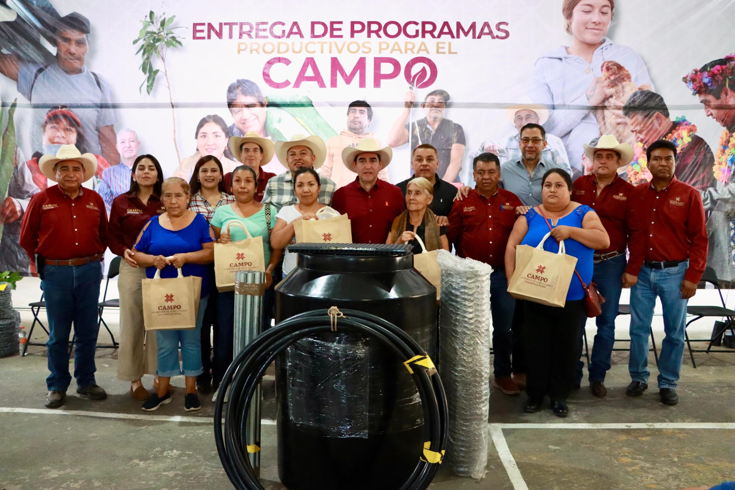 Impulsa Saderh al campo hidalguense con entrega de apoyos productivos en La Misión y Zimapán