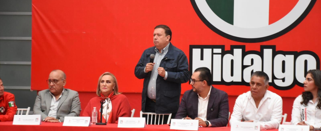 INICIAN CURSO DE LICENCIATURA, MAESTRÍA Y DOCTORADO, ALUMNOS CON BECA GESTIONADA POR MARCO MENDOZA