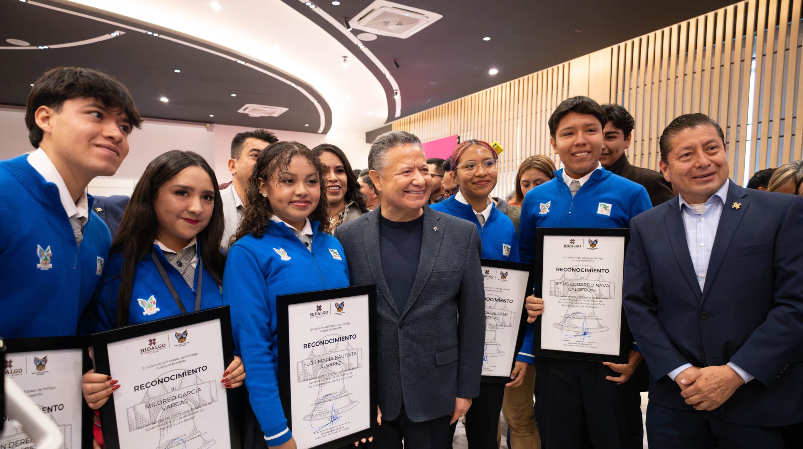 Menchaca Salazar respalda transformación de juventud hidalguense