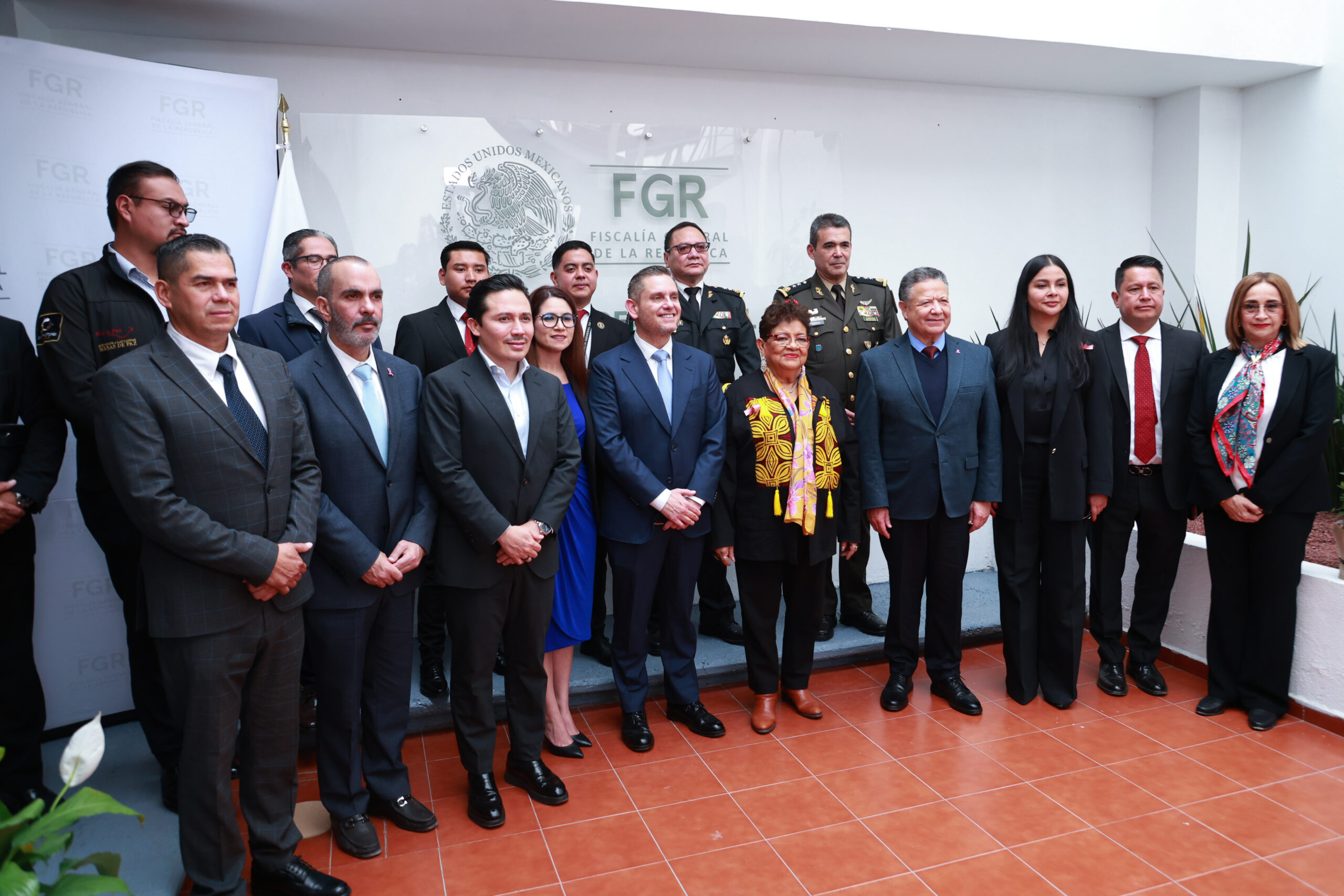 Ernestina Godoy y Julio Menchaca inauguran los Módulos de Atención Social ¡Sí Confío! de la FGR