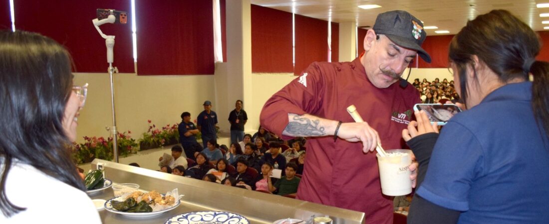 Estudiantes de la UTVM participan en Master Class de Gastronomía
